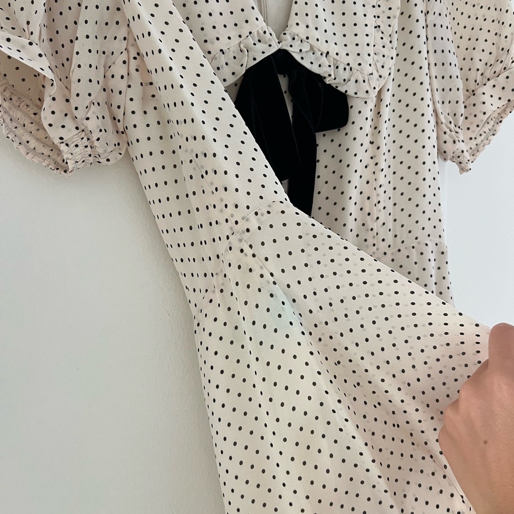 Reformation Kaylia Dress - Picture 3 of 5
